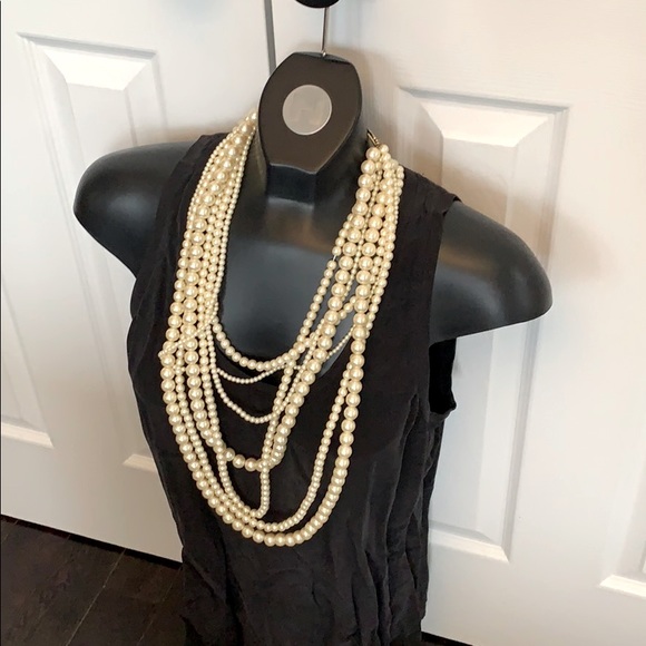 Layered and full faux pearl necklaces gold clasp